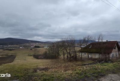 Teren de 3822 mp, în Central - 3