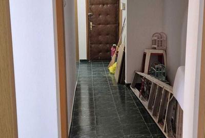 Apartament cu 4 camere decomandat în Central - 2