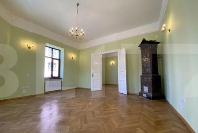 Apartament cu 3 camere semidecomandat în Central - 2