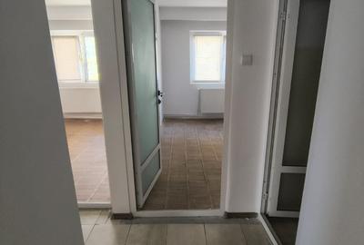 POARTA 6 APARTAMENT CU 3 CAMERE  LIBER GAZE 68 MP PRET 112000 EURO - 7