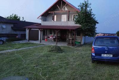 Casă cu 3 camere cu Teren 2100 Mp în Central - 6