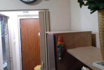 Garsonieră nedecomandată în Central - 8