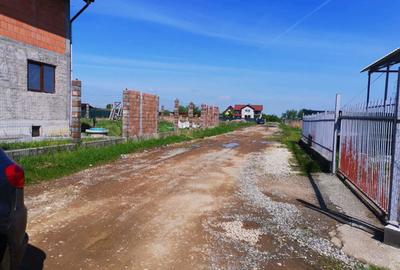Teren de 400 mp, în Central