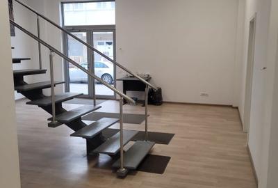 Inchiriez cladire de birouri si hala industriala - 3
