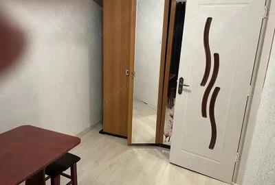 Rovinari - Vanzare apartament 3 camere - Str. Mioritei - 7