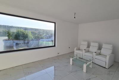 Casă cu 5 camere cu Garaj în Muntenii de Sus - 8