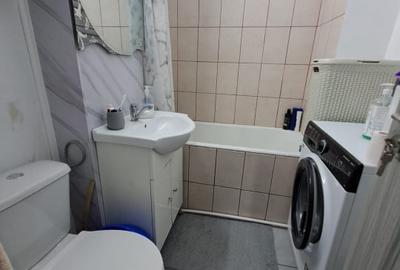 MIRCEA CEL BATRAN, Apartament 2 camere, decomandat, 109.900 Euro - 5