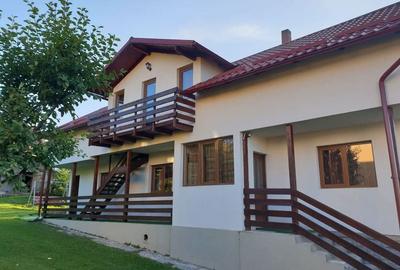 Casă cu 4 camere în Beliș