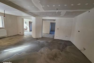 Casă cu 3 camere cu Teren 800 Mp în Beliș - 2