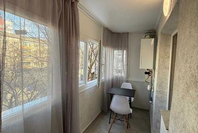 Apartament cu 3 camere decomandat în Central - 1