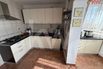 Apartament cu 3 camere decomandat, mobilat în Brazda lui Novac - 4