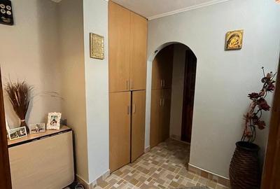 Apartament cu 2 camere decomandat în Broșteni - 5