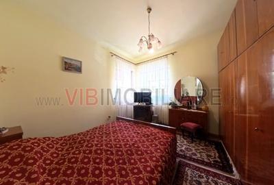 Vilă interbelică - 5 apartamente - curte privată - Strada Sirenelor - 18