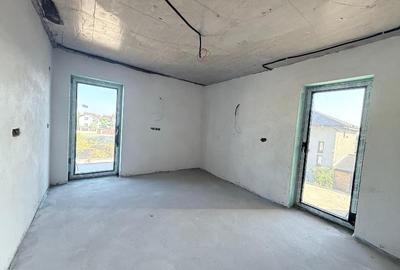 Inchiriere - Casa- Vila - Prelungirea Ghencea - Gladiolelor - teren 572mp - de l - 17