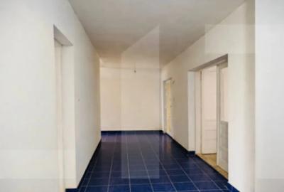 Apartament cu 5 camere decomandat în Gai - 10