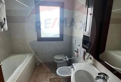 Casă cu 7 camere cu Canalizare în Dobrinești - 2