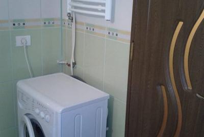 Apartament cu 2 camere decomandat în Basarabia