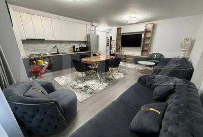 Apartament cu 3 camere semidecomandat, mobilat în Florești