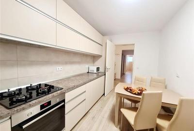 Apartament cu 3 camere decomandat, mobilat în Tractorul - 2