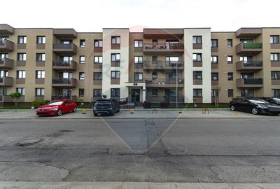Apartament cu 3 camere decomandat, mobilat în Tractorul - 24