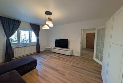 Apartament cu 3 camere decomandat, mobilat în Nerva Traian - 10