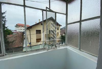 Apartament cu 3 camere decomandat în Olimpia-Stadion - 8