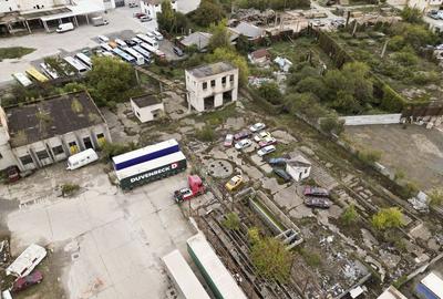 Teren industrial de 6,820mp Strada Poetului - 12