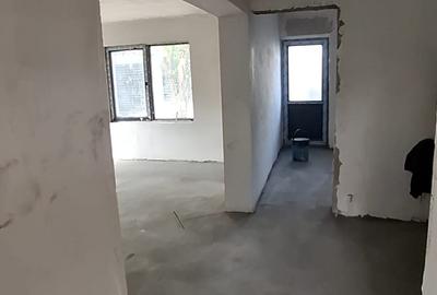 Casa 3 camere 2 bai, living generos , zon VISOIANU - 7
