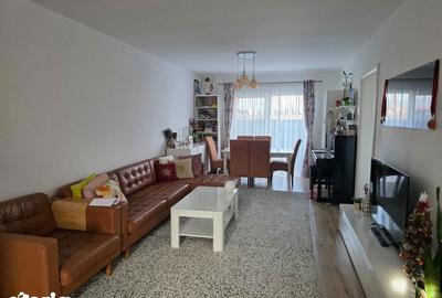 Casă cu 4 camere cu Teren 175 Mp în Micești - 17