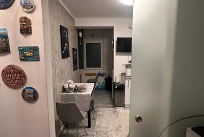 Central, apartament 2 camere renovat integral, su.65 mp - 2