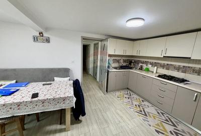 Casă / Vilă cu 4 camere de vânzare în zona Central - 13