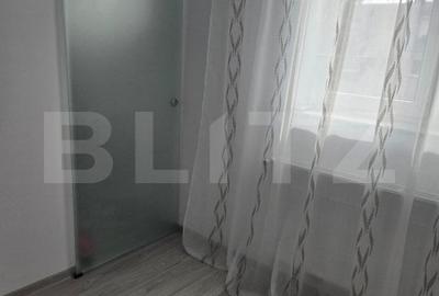 Apartament de vanzare, cu 2 camere, semidecomandat, 29 mp, zona Micro3 - 2