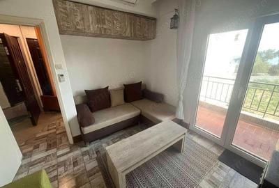 Garsonieră decomandată în Complex Studențesc