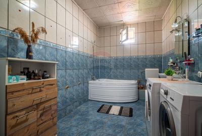 Casa P+E cu spatiu comercial, situata central in Filipestii de Padure - 9