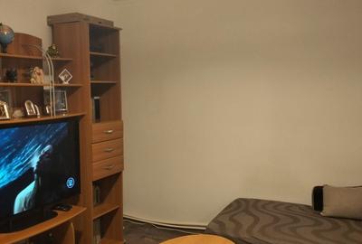 Apartament cu 2 camere decomandat în Central - 1