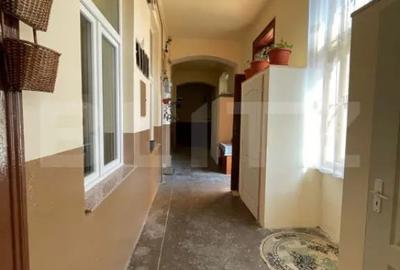 Apartament cu 2 camere semidecomandat, mobilat în Central - 12