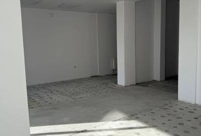 Spațiu comercial, de 140 mp, în Central - 6