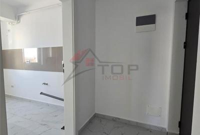 Apartament cu 3 camere decomandat în Cug - 4