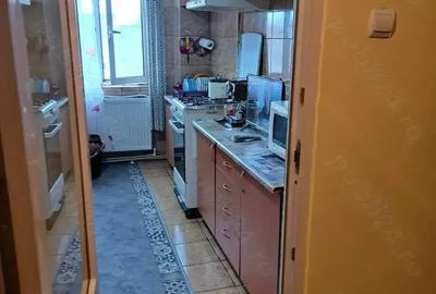 Schimb-vand apartament 4camere Simeria cu o casa - 2