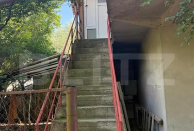 Casă cu 7 camere cu Teren 266 Mp în Central - 4