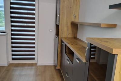 Apartament cu 3 camere decomandat în Central - 18