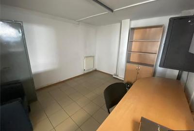 De inchiriat  Spatiu comercial versatil in Radauti (teren 5000 mp) - 16