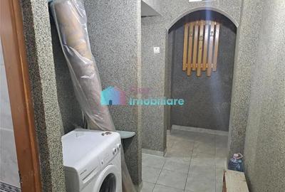 Apartament cu 3 camere semidecomandat în George Enescu - 2