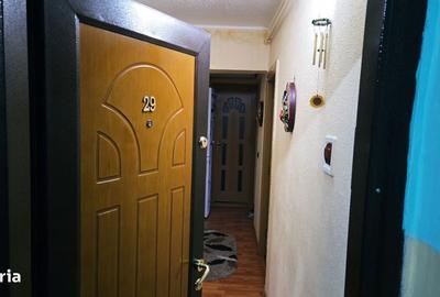 Apartament cu 2 camere decomandat, mobilat în Siderurgiștilor
