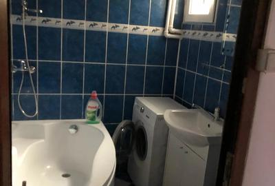 De vanzare apartament 2 camere decomandat - 1