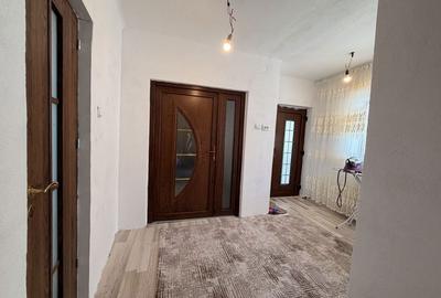 Casă cu 4 camere în Popoveni - 2