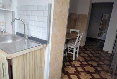 Apartament cu 2 camere decomandat în Drumul Carului