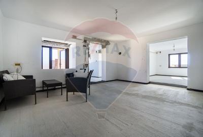 Casă cu 2 camere cu Teren 567 Mp în Vest - 3