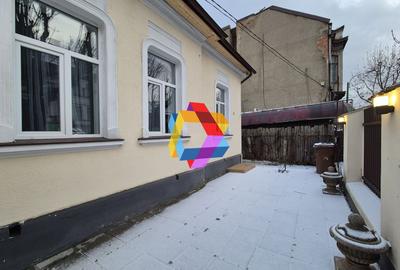 Casa de închiriat -225 mp - 6