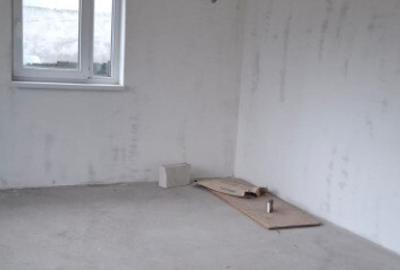 Casă cu 2 camere cu Teren 226 Mp în Bariera Vâlcii